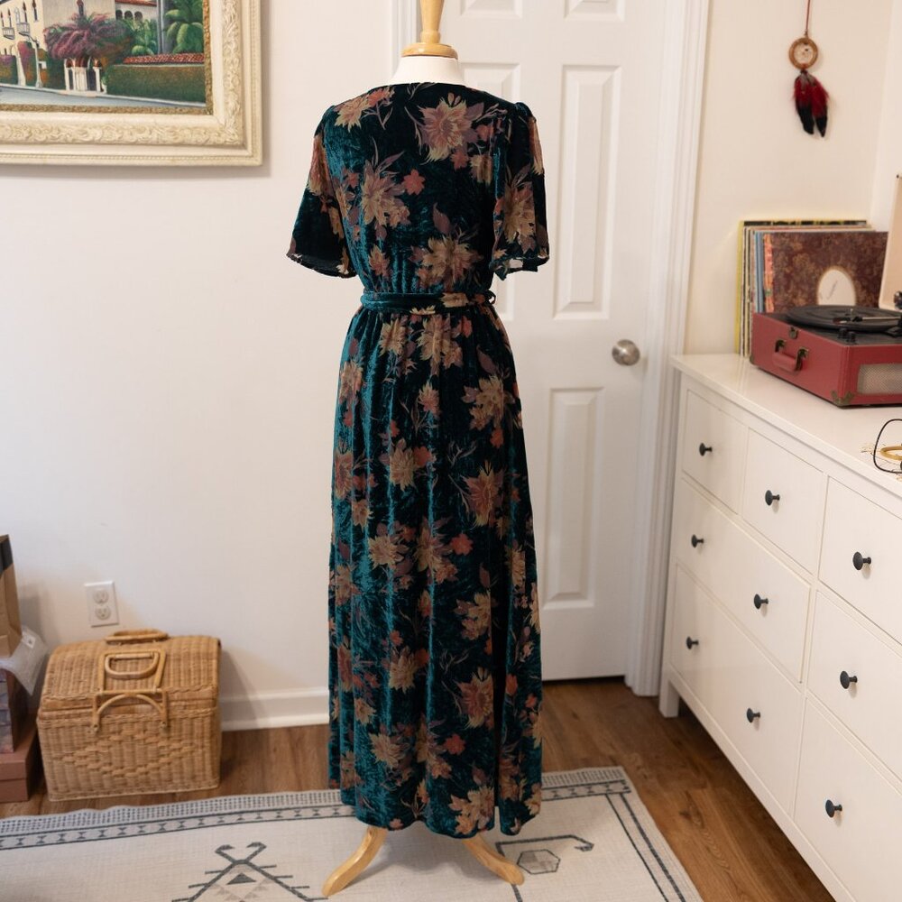 EUC Baltic Born Jade Floral "Uma" Velvet Maxi Dress - Picture 10 of 13